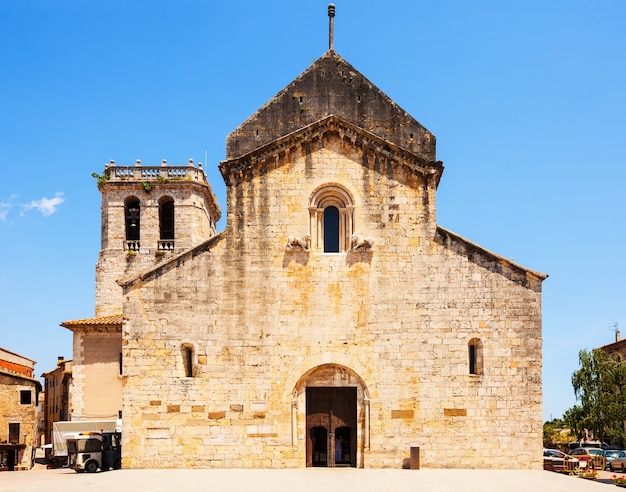Église de Sant Pere à Besalu