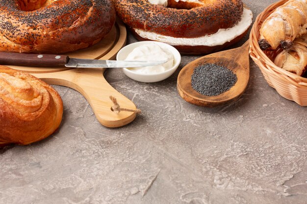 Graines de pavot et bagels maison