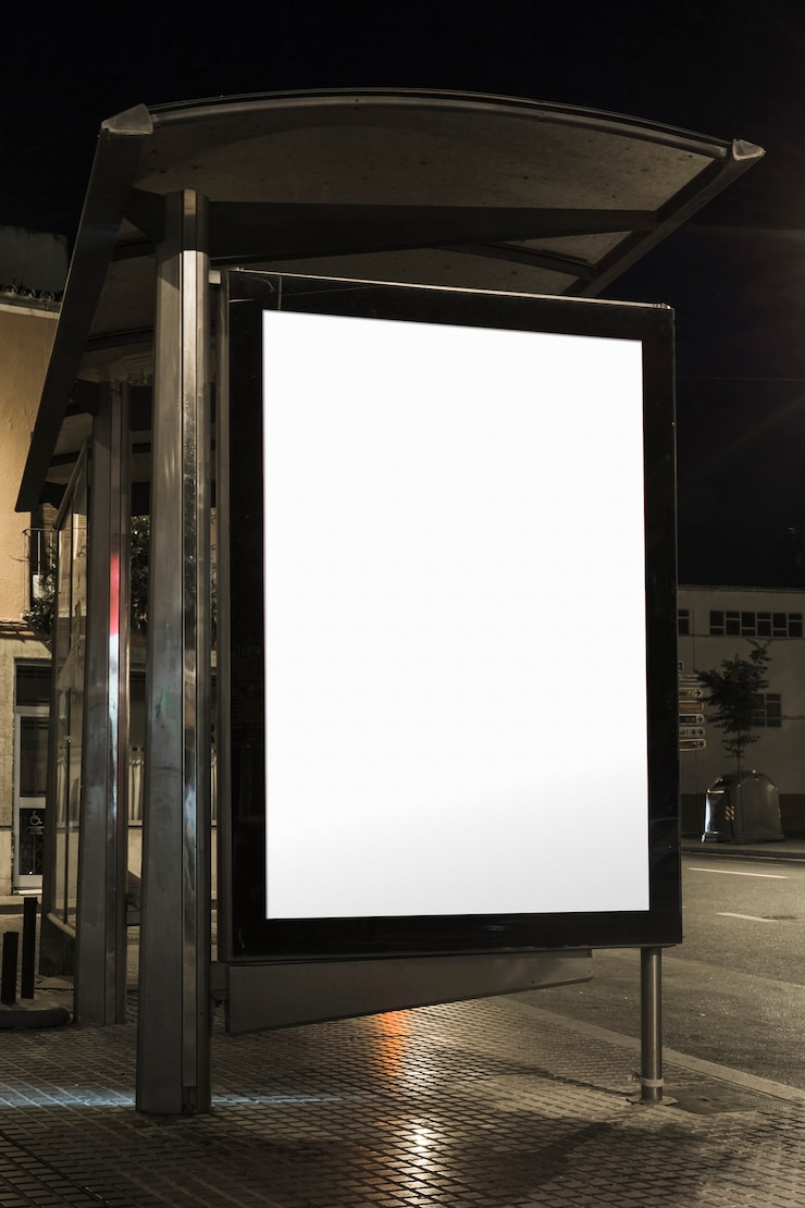 Photo gratuit gros plan, de, abribus, billboard, pendant, nuit