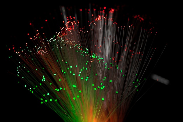 Gros plan sur de beaux détails de fibre optique