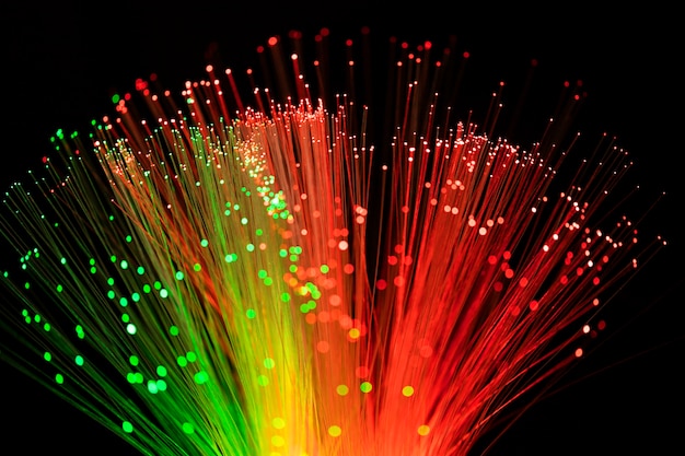 Gros plan sur de beaux détails de fibre optique