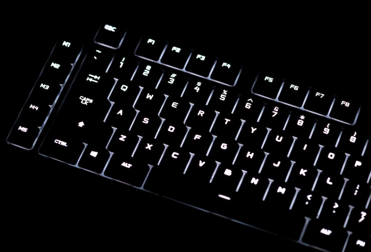 Photo gratuit gros plan d&#39;un clavier d&#39;ordinateur noir