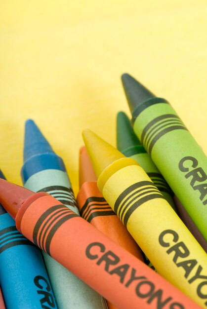 Gros plan de crayons