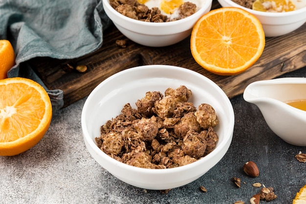 Photo gratuite gros plan délicieux granola à l'orange