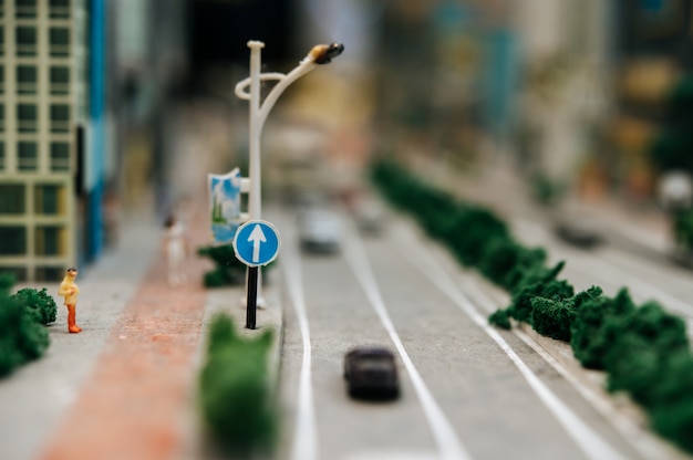 Gros plan du panneau va directement au panneau de signalisation.