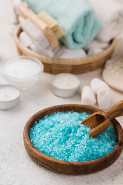 Gros plan du sel de thérapie fait maison pour spa
