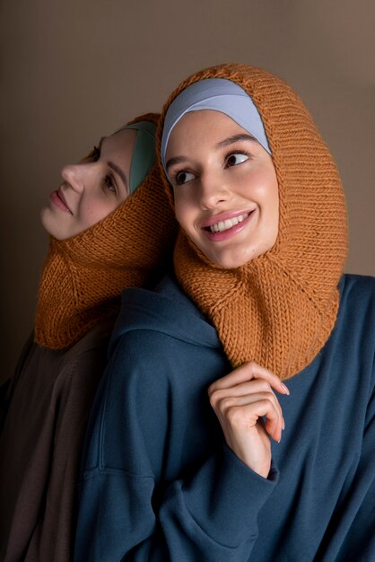 Gros plan femme avec portrait hijab