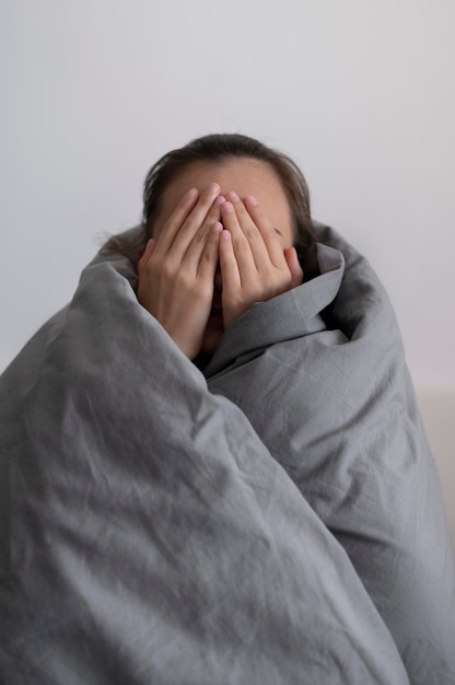 Gros plan femme souffrant de dépression