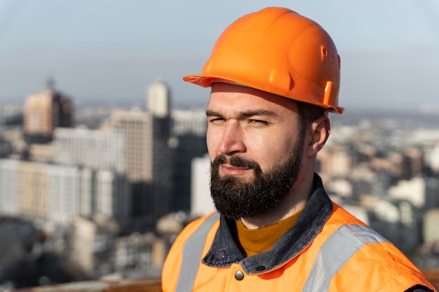 Gros plan, homme, porter, casque