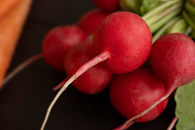 Gros plan sur les légumes dans la cuisine