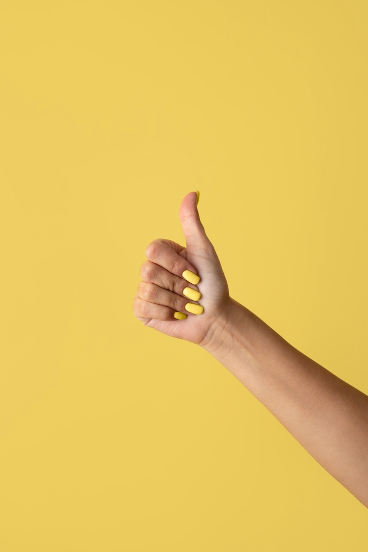 Photo gratuit gros plan sur le nail art beauté