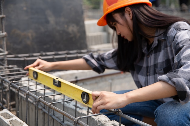 Gros plan, de, ouvrier construction, sur, chantier