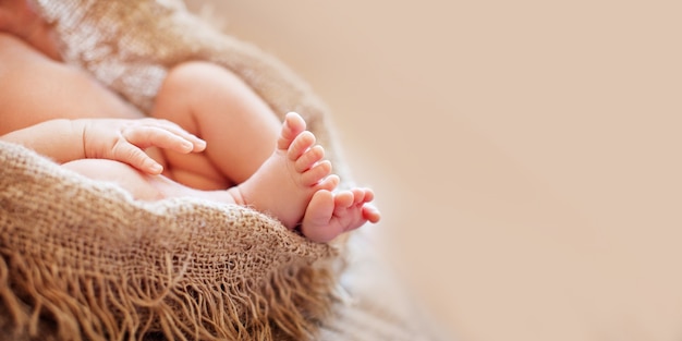 Images Pieds De Bebe Vecteurs Photos Et Psd Gratuits