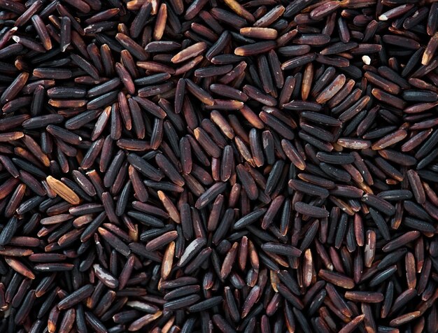 Gros plan de la texture de riz noir