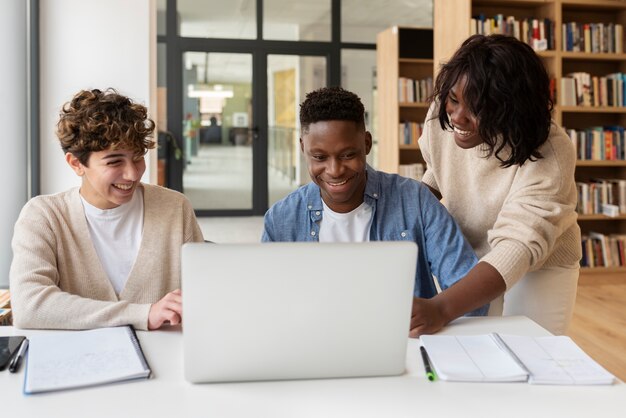 Groupe d'étude sur l'apprentissage à la bibliothèque