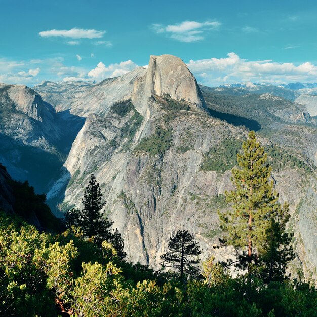 Half Dome dans le parc national de Yosemite.