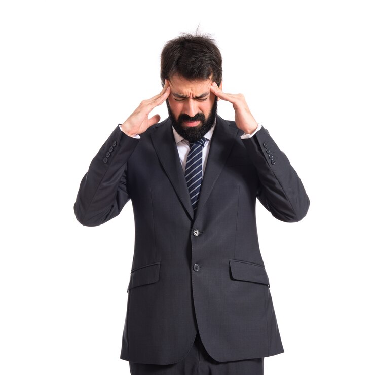 Photo gratuit homme d'affaires frustré sur fond blanc isolé