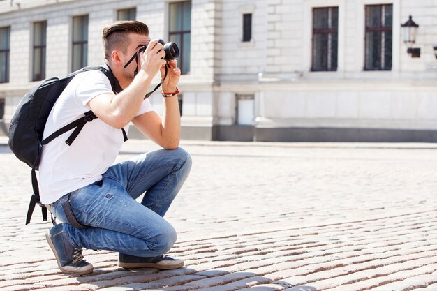 Homme dans la ville