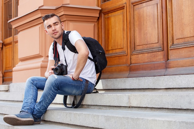 Homme dans la ville