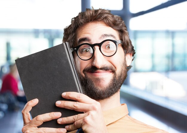 homme fou avec expression book.funny