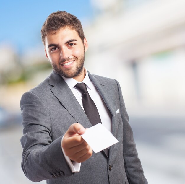 L&#39;homme avec un papier