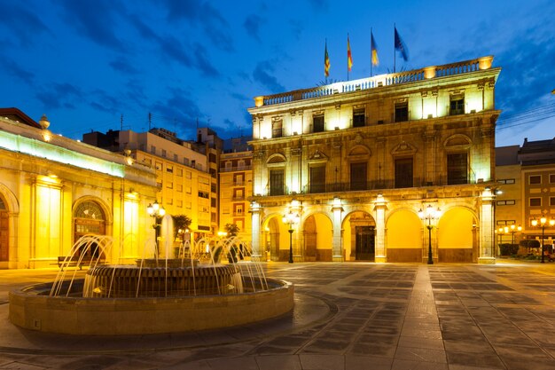 Hôtel de Ville à Castellon de la Plana en nuit