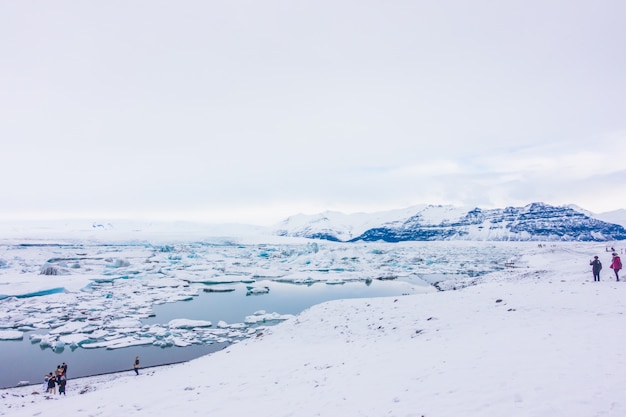 Icebergs dans la lagune des glaciers, en Islande.