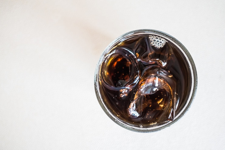 Photo gratuit iced verre de cola