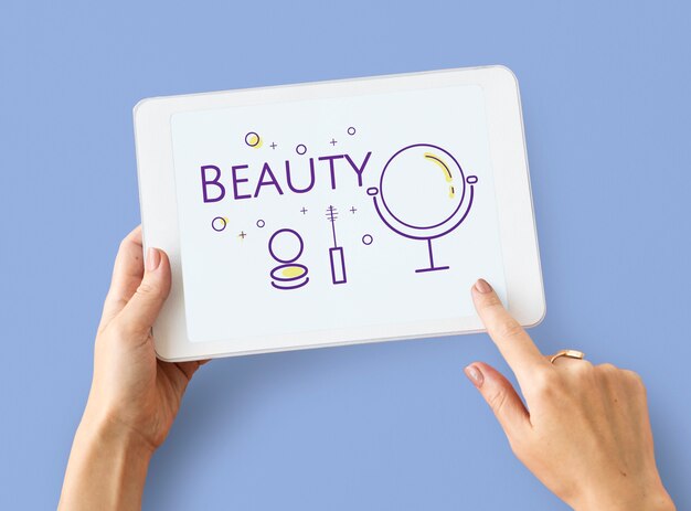 Illustration des soins de la peau de relooking cosmétiques de beauté sur tablette numérique