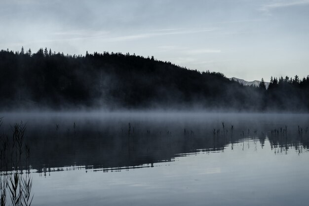 Incroyable photo du lac Ferchensee en Bavière, Allemagne
