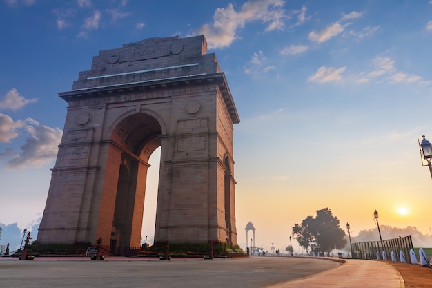 India gate, merveilleux lieu d'intérêt à new delhi.
