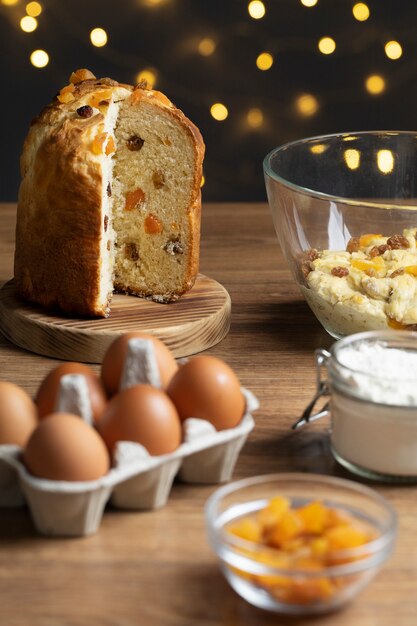 Ingrédients délicieux pour le panettone