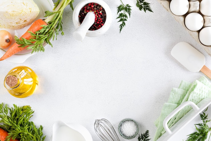 Photo gratuit ingrédients pour le chou et la tarte aux carottes chou carottes oeufs farine lait beurre épices sur fond blanc