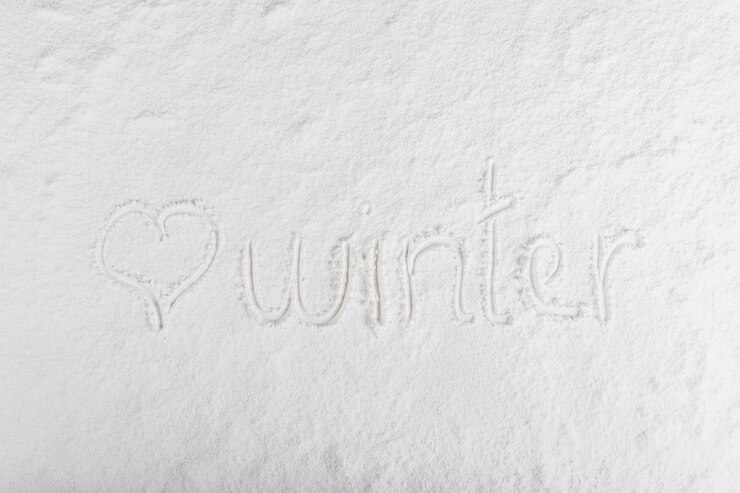 Photo gratuit inscription d&#39;hiver sur la surface de la neige