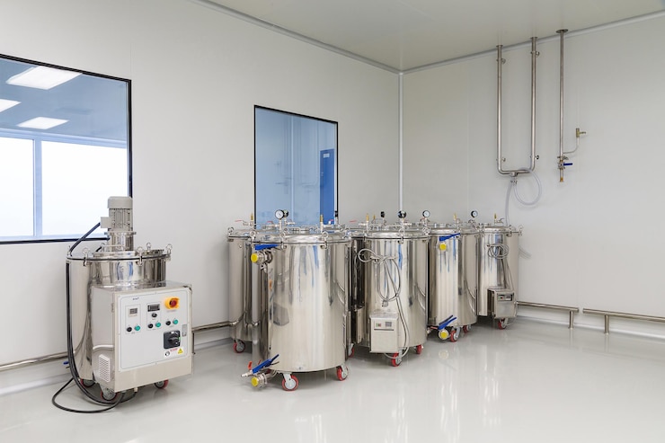 Installation d'équipements de salle blanche et de machines en acier inoxydable