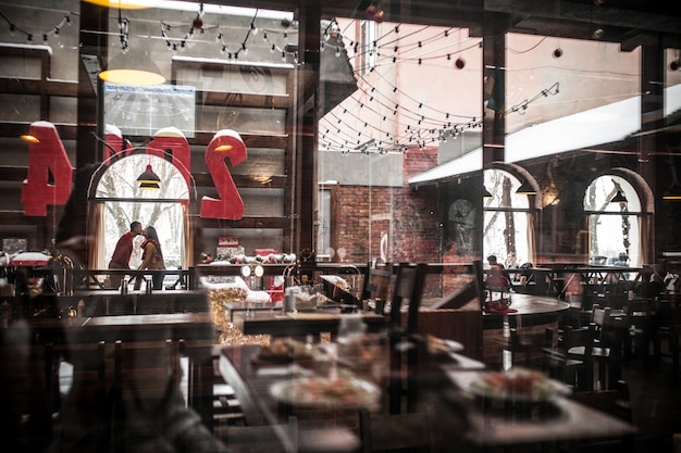 &quot;L&#39;intérieur du café en hiver&quot;