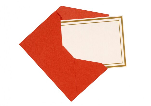 Invitation ou un message carte avec enveloppe rouge