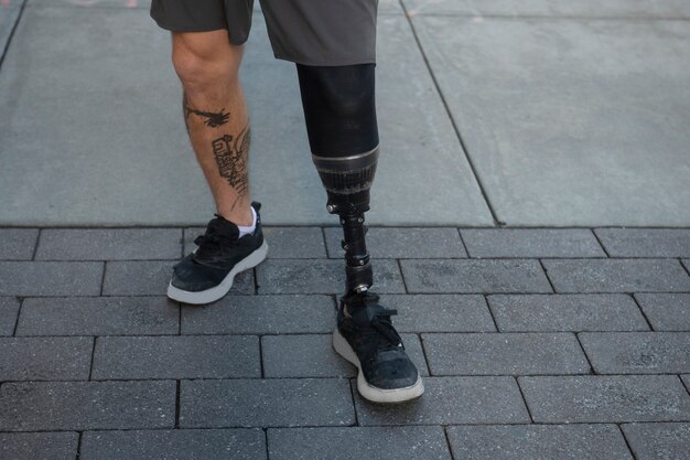 Jambes d'homme handicapé