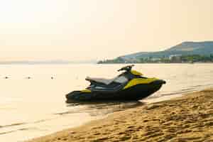 Photo gratuite un jet ski