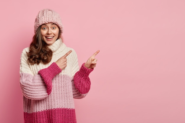 Jeune femme, porter, vêtements hiver