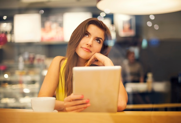 Jeune Femme, Rêver, Dans, Café