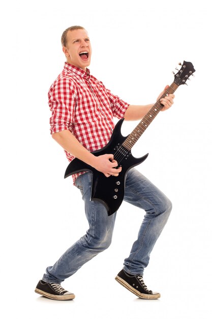 Jeune musicien avec une guitare