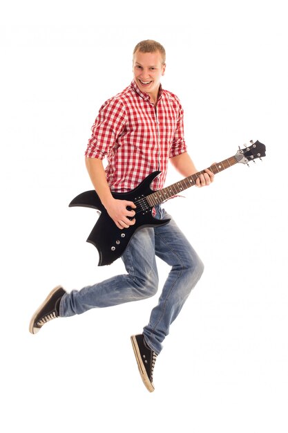 Jeune musicien avec une guitare