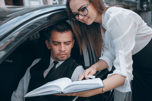 Jeune visage travail homme d&#39;affaires mode de vie