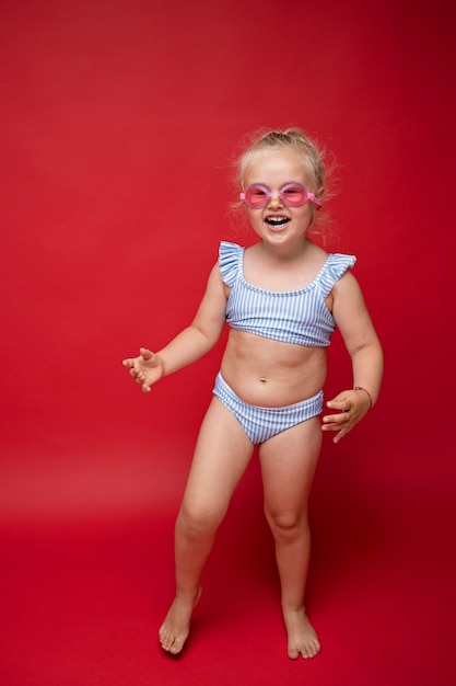 Jolie fille en bikini