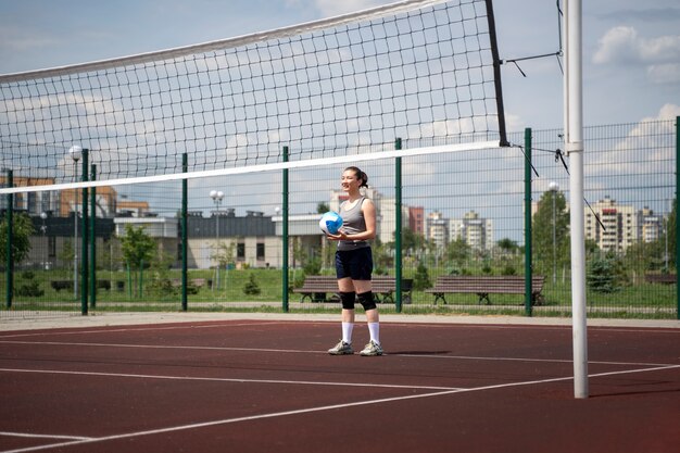 Joueurs de volley-ball ayant un match