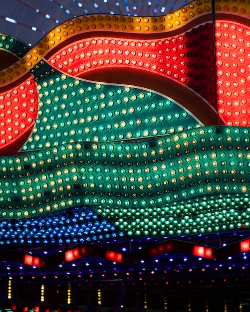 Lampes rétro de parc d'attractions colorées