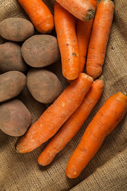 Légumes sur couverture