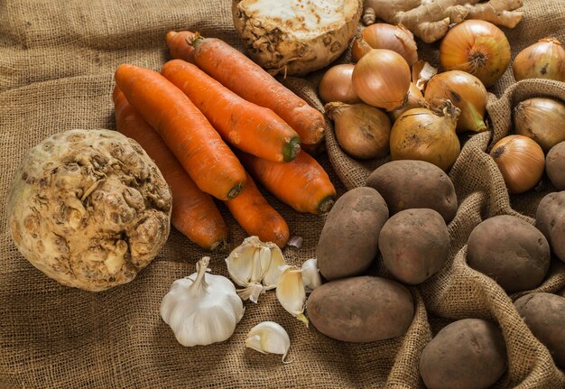Légumes sur couverture