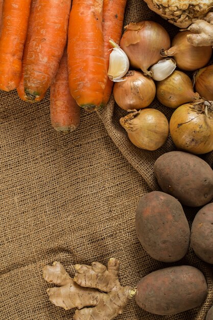 Légumes sur couverture